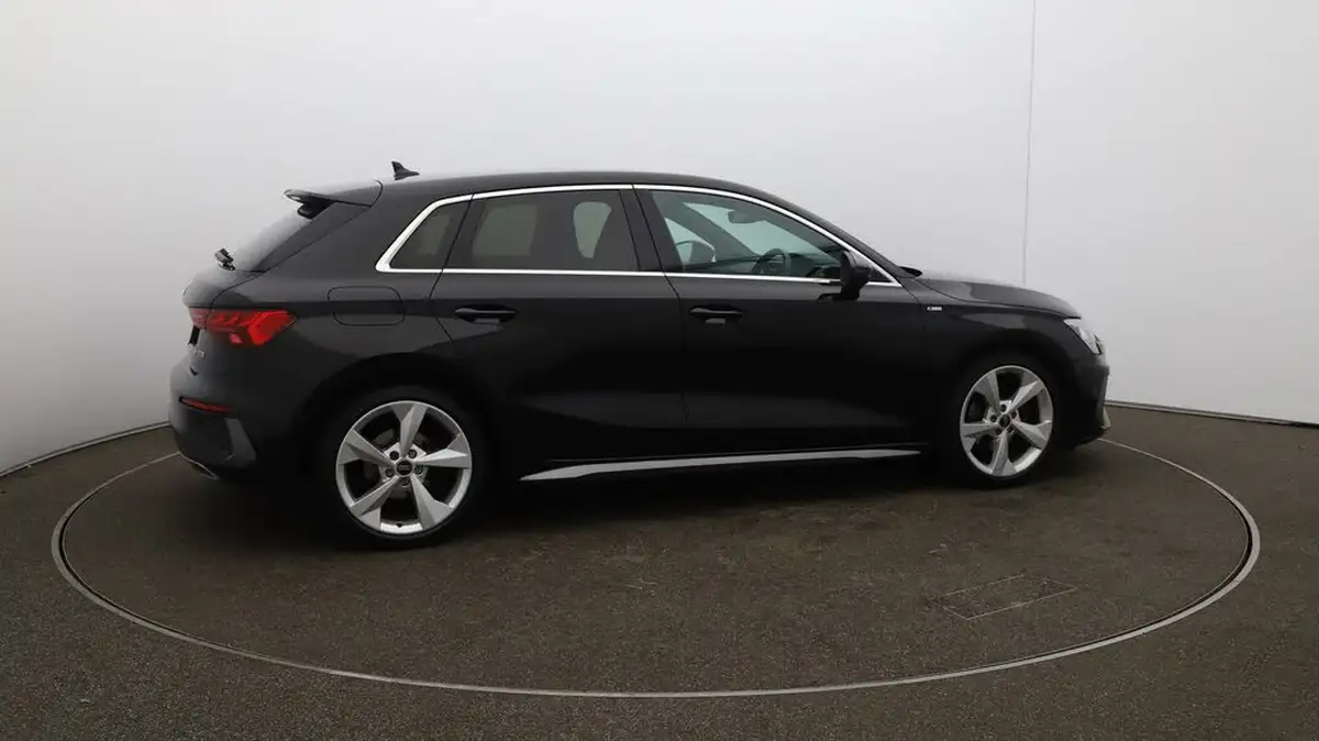 2022-audi-a3-15-35-tfsi-s-line-sportback-5d-tronic-big-44