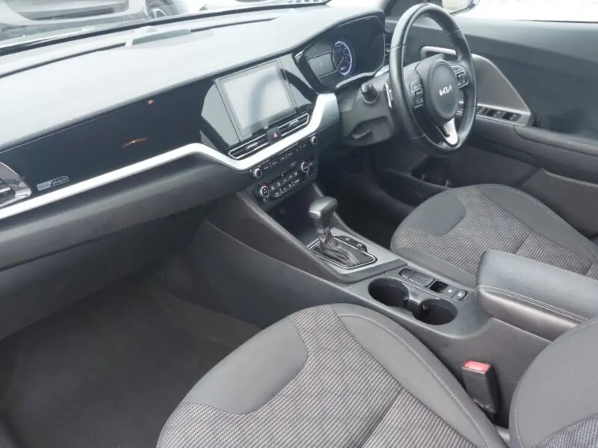 2021-kia-niro-16-gdi-phev-2-big-4
