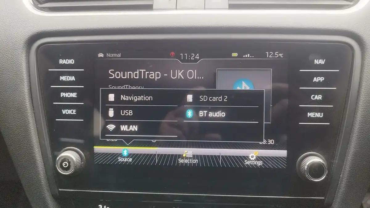 2019-skoda-octavia-16tdi-se-technology-hatchback-big-22