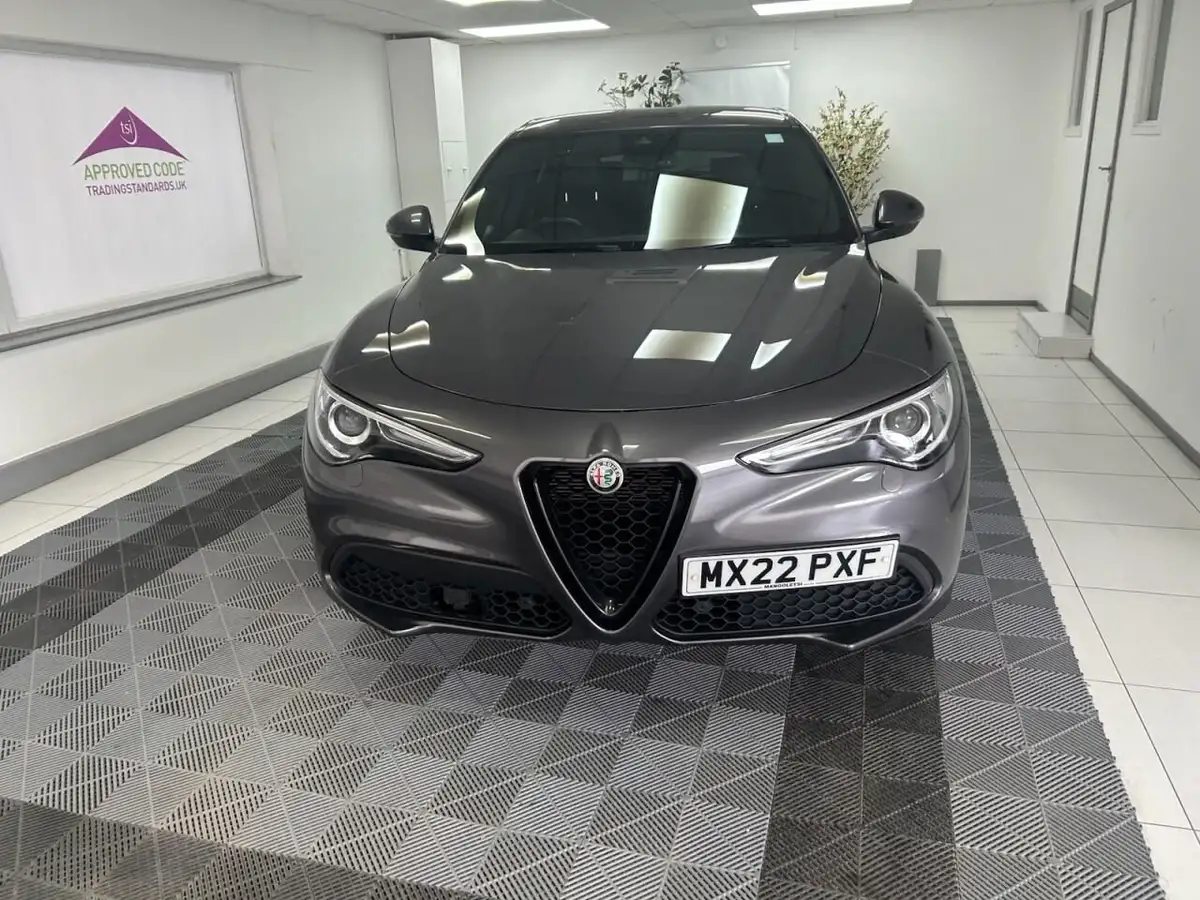 2022-alfa-romeo-stelvio-20-sprint-197bhp-big-3