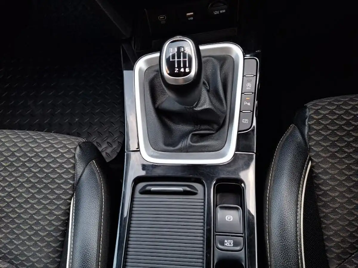 2023-kia-xceed-15-t-gdi-3-158bhp-big-14