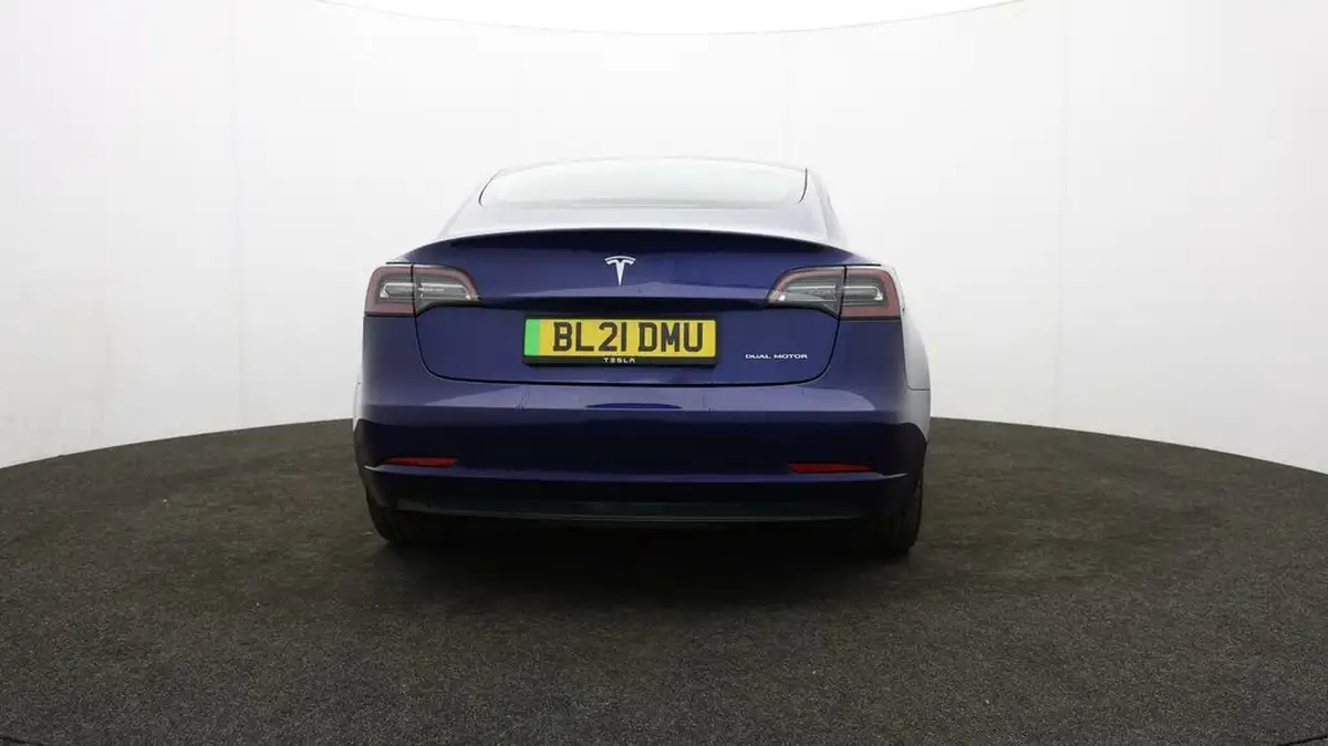 2021-tesla-model-3-e-long-range-4x4-big-5