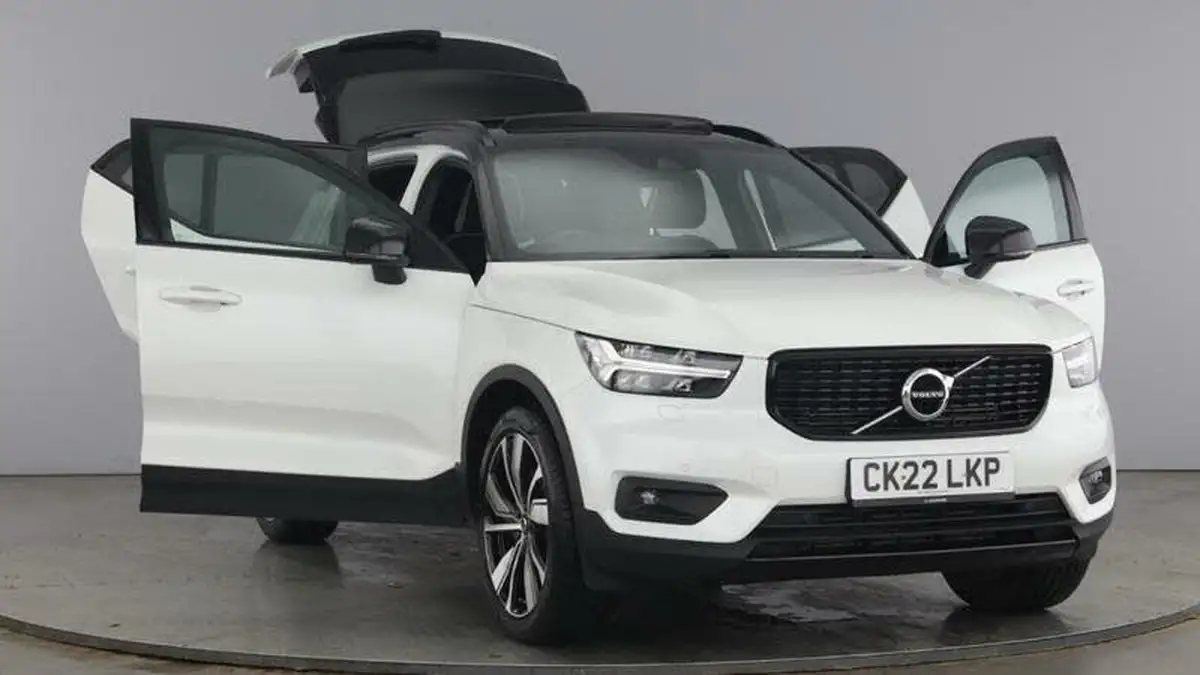 2022-volvo-xc40-15-t5-r-design-pro-big-8