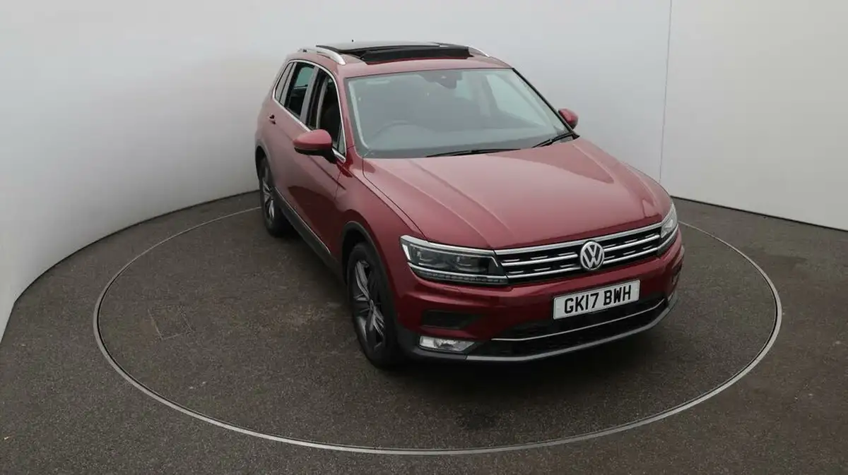 2017-volkswagen-tiguan-20tdi-sel-190ps-4motion-bmt-ss-dsg-big-20
