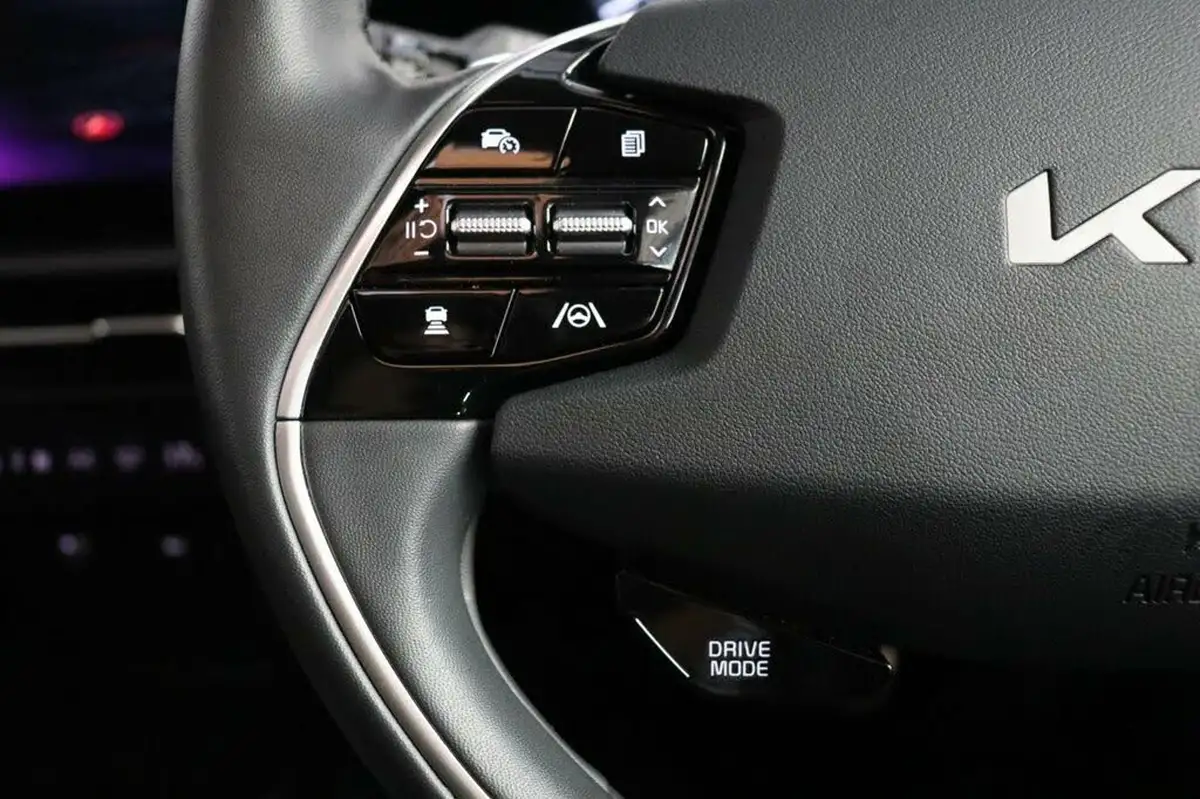 2022-kia-niro-ev-e-4-big-30
