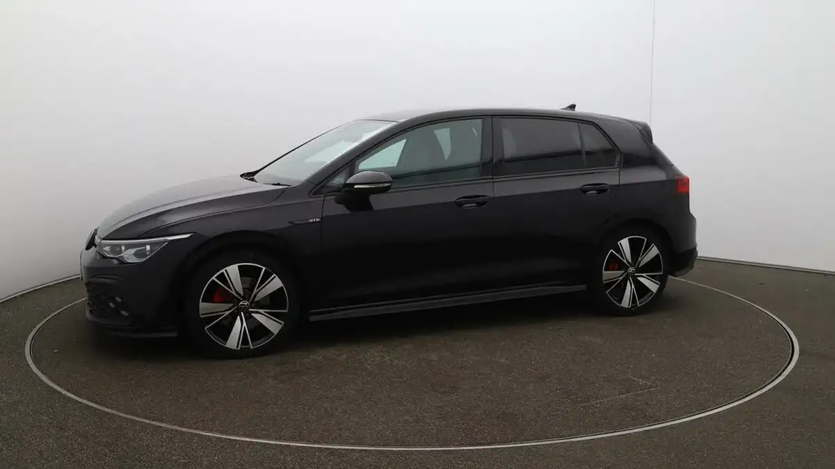 2022-volkswagen-golf-20tdi-gtd-big-57