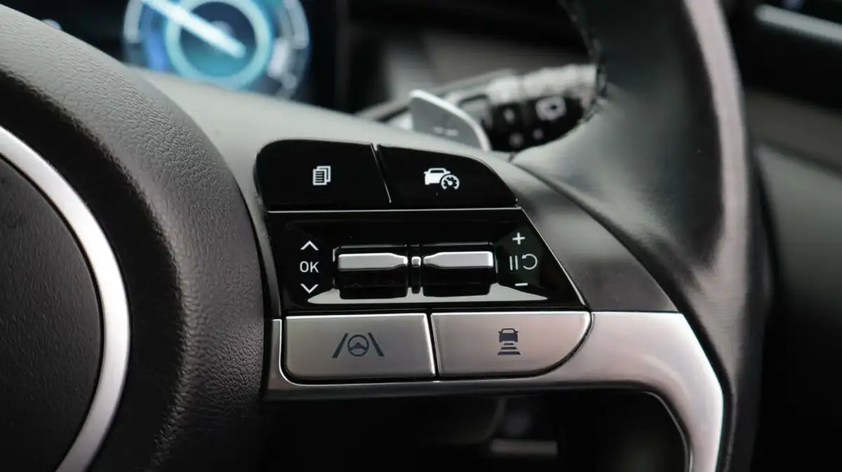 2021-hyundai-tucson-16-t-gdi-ultimate-230ps-hybrid-auto-big-26