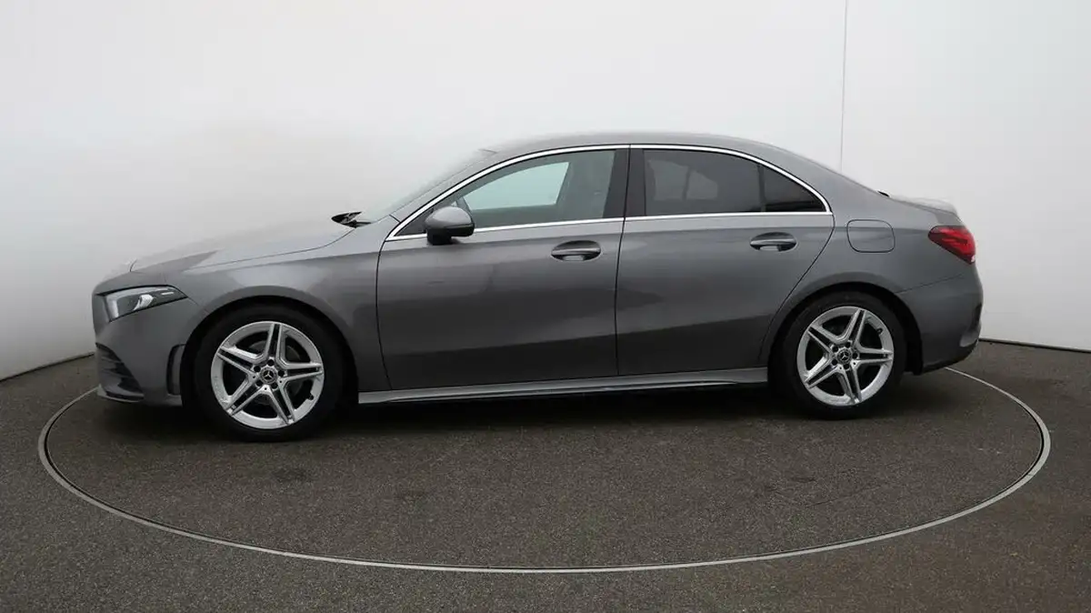 2020-mercedes-benz-a-class-13-a200-amg-line-saloon-4d-big-4