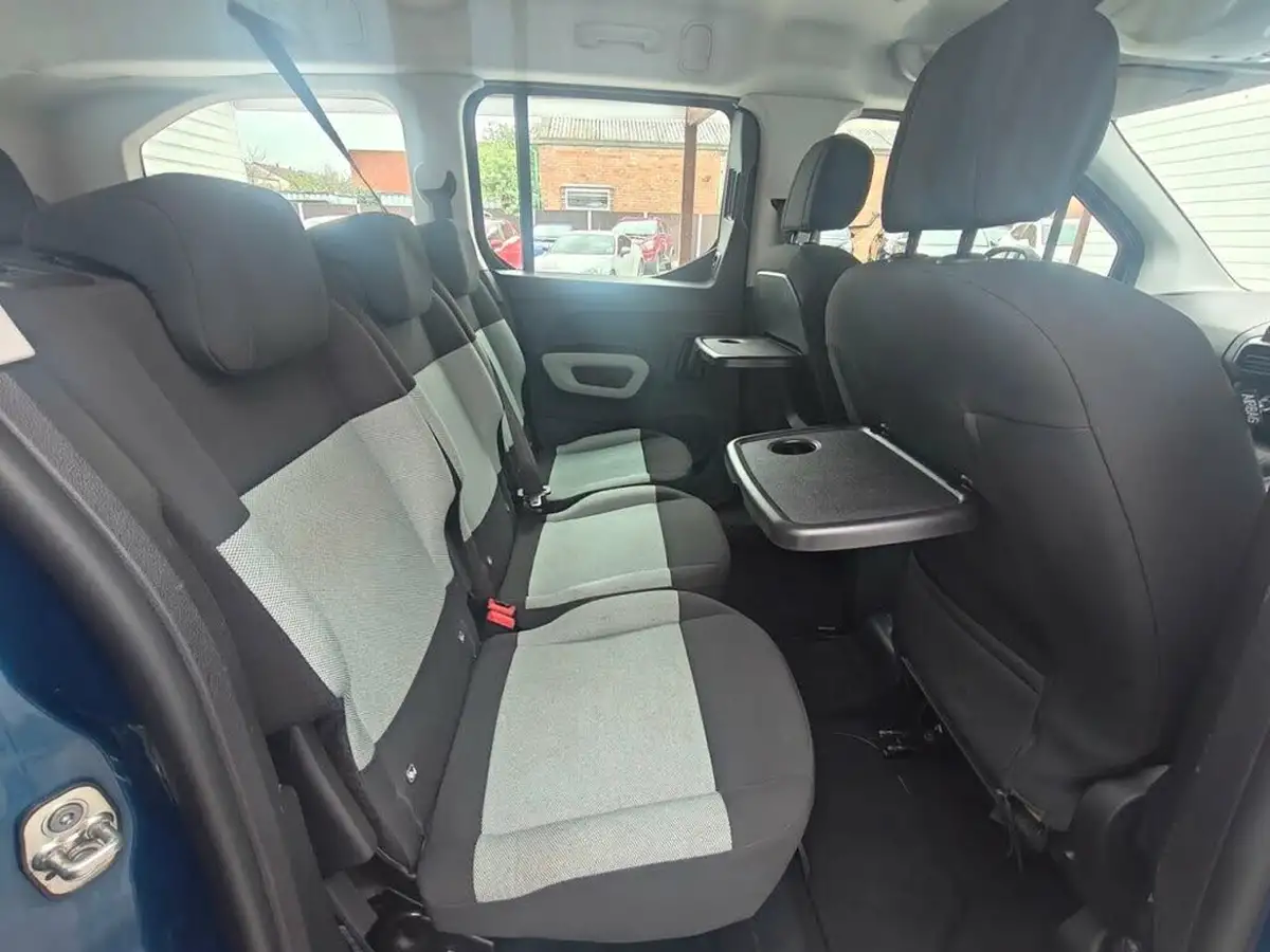 2019-citroen-berlingo-15bluehdi-flair-xl-size-130ps-big-35