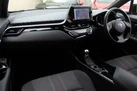 2022-toyota-c-hr-18-vvt-i-gr-sport-small-15