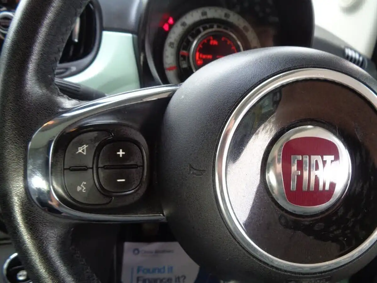 2017-fiat-500-12-lounge-big-10
