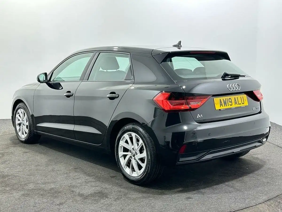 2019-audi-a1-10-30-tfsi-sport-big-4