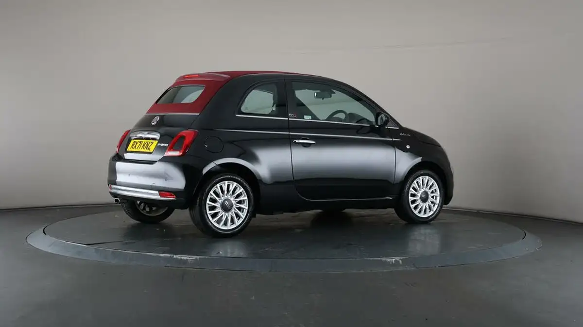 2021-fiat-500c-10-dolcevita-big-56