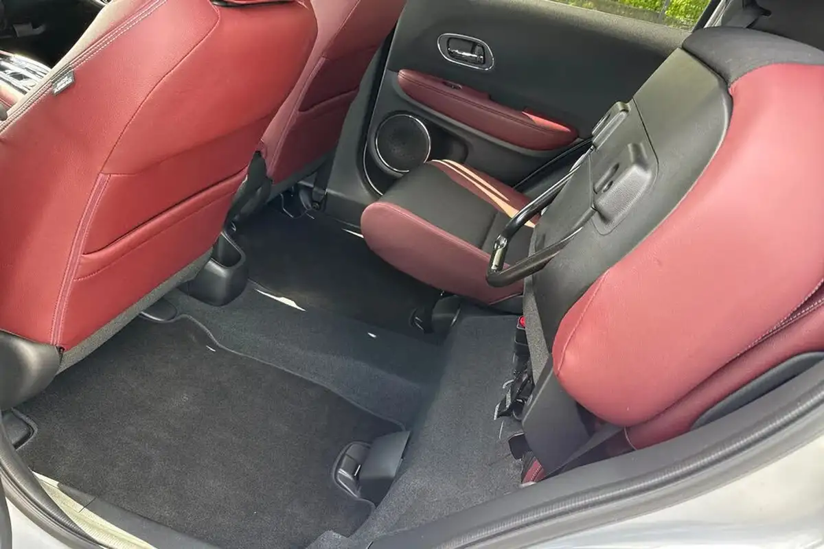 2019-honda-hr-v-15-i-vtec-sport-cvt-big-32