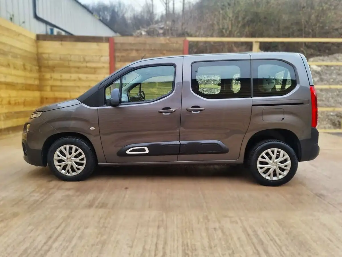 2019-citroen-berlingo-15bluehdi-feel-m-size-130ps-eat8-big-6