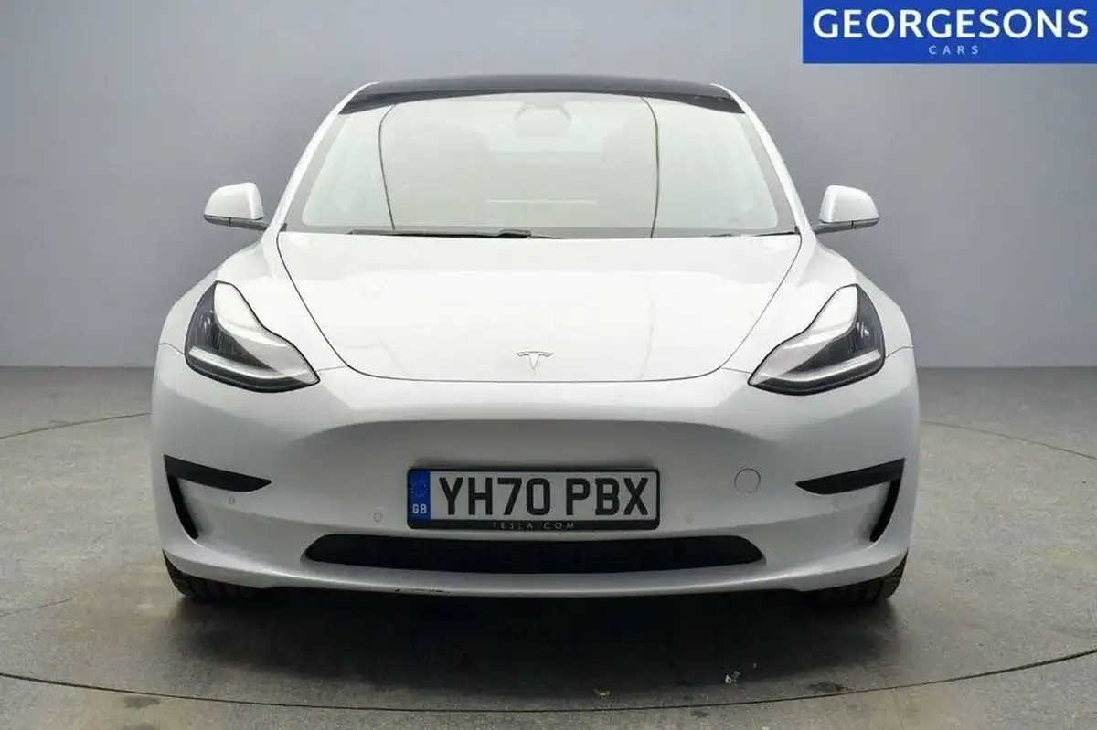 2020-tesla-model-3-e-standard-plus-big-2