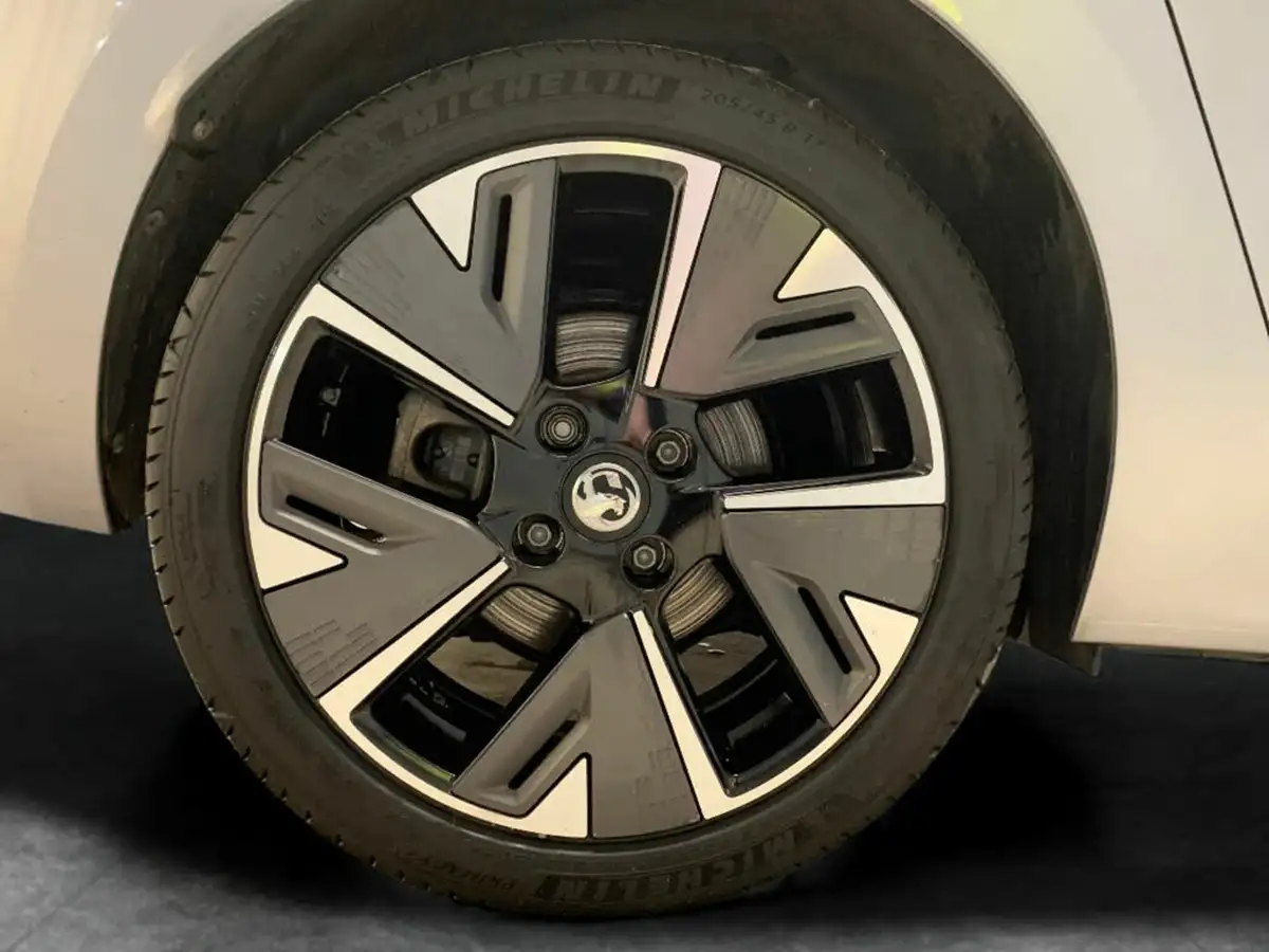 2021-vauxhall-corsa-e-sri-premium-big-26
