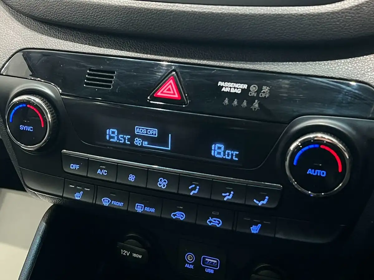 2017-hyundai-tucson-17crdi-blue-drive-sport-edition-141ps-dct-big-18