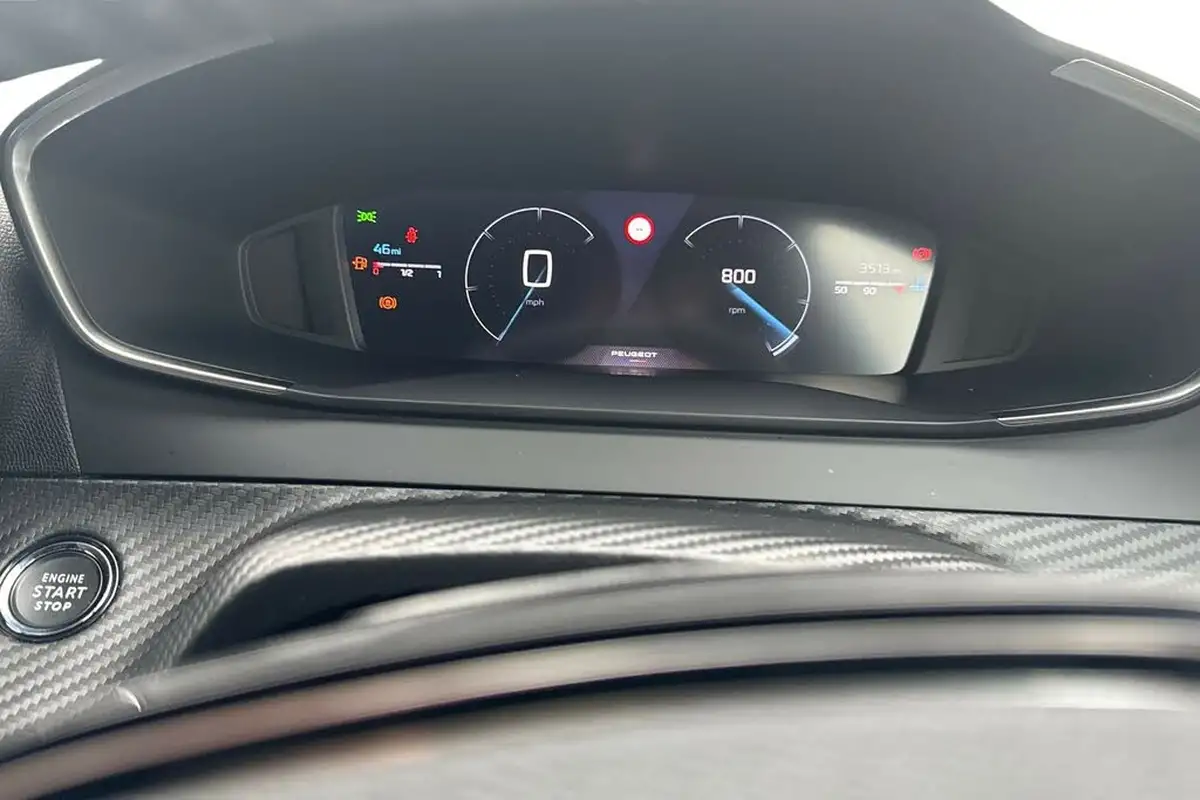 2024-peugeot-2008-suv-12-puretech-allure-130ps-big-12