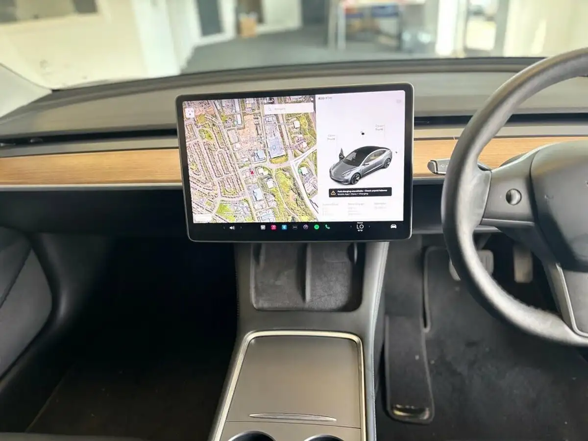 2021-tesla-model-3-e-long-range-4x4-big-13