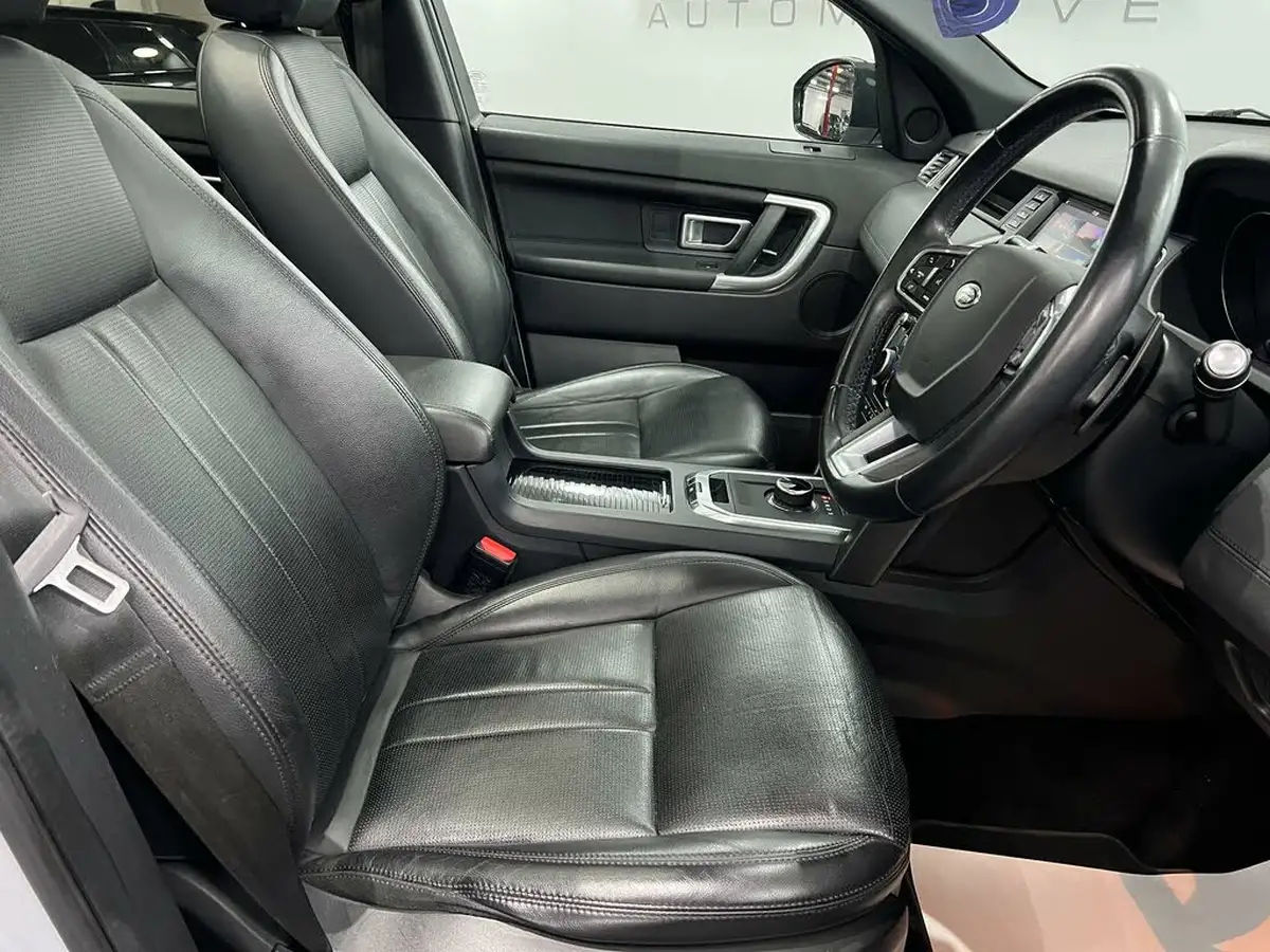 2019-land-rover-discovery-sport-20td4-landmark-big-23