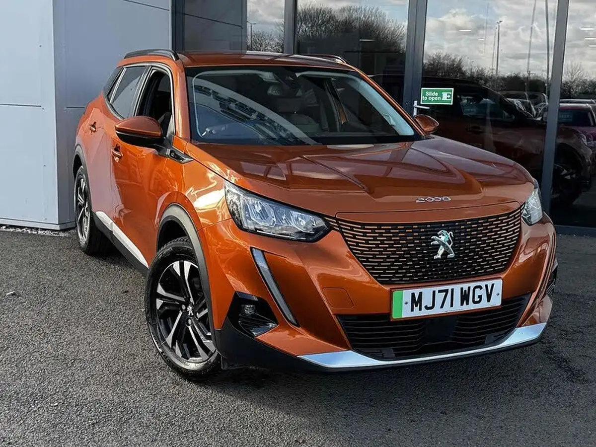 2021-peugeot-208-e-allure-premium-50kwh-big-3