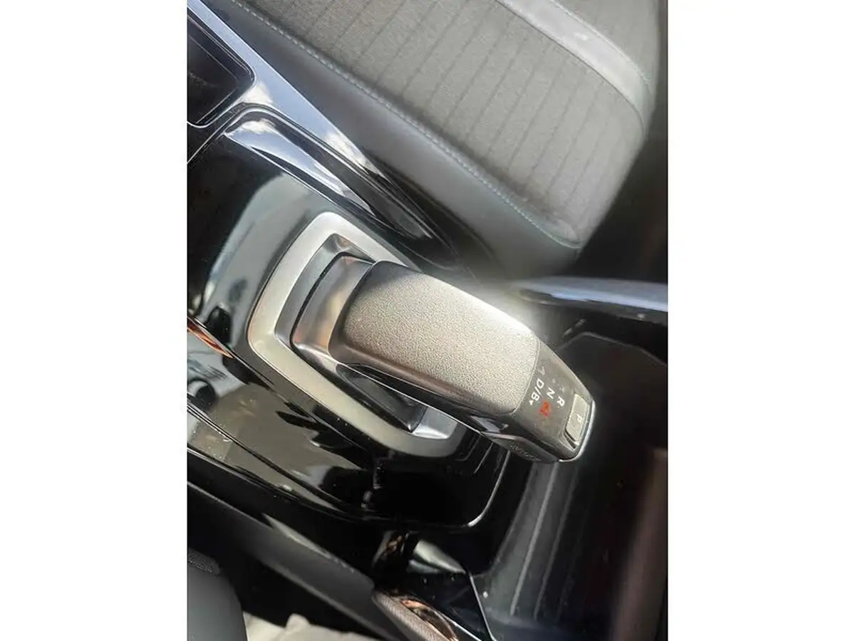 2021-peugeot-208-e-allure-premium-50kwh-big-26