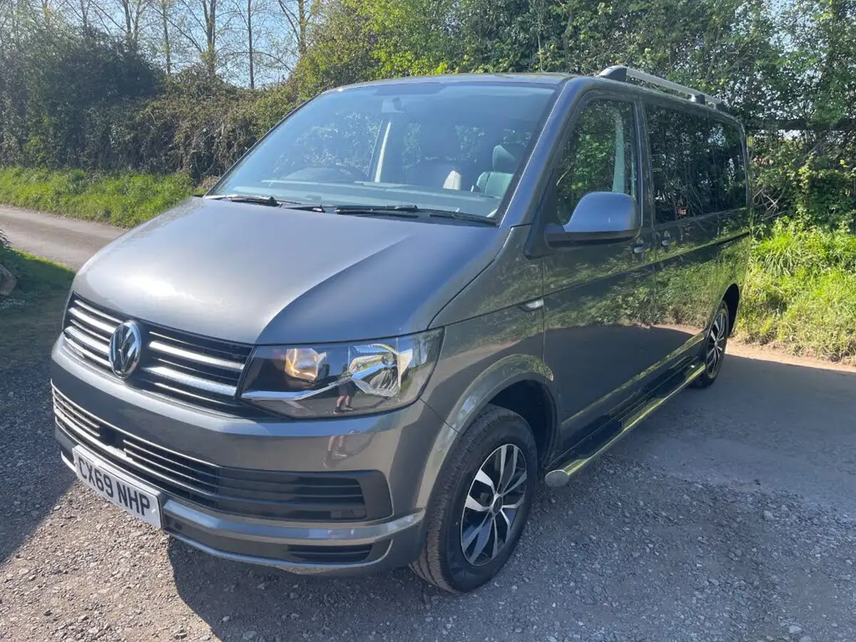 2019-volkswagen-transporter-20tdi-t30-trendline-bmt-lwb-150pseu6dt-e-big-16
