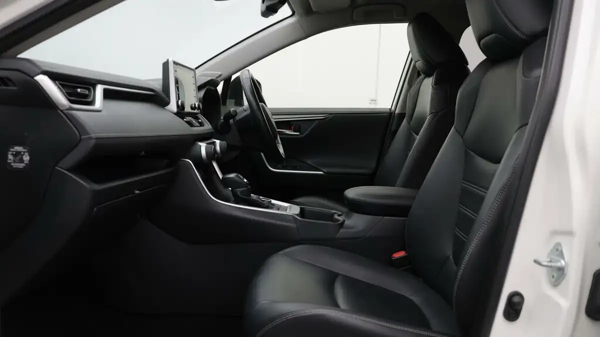 2019-toyota-rav4-25-vvt-i-excel-219bhp-premium-pack-big-14