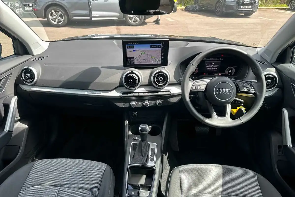 2024-audi-q2-15-35-tfsi-sport-s-tronic-big-11