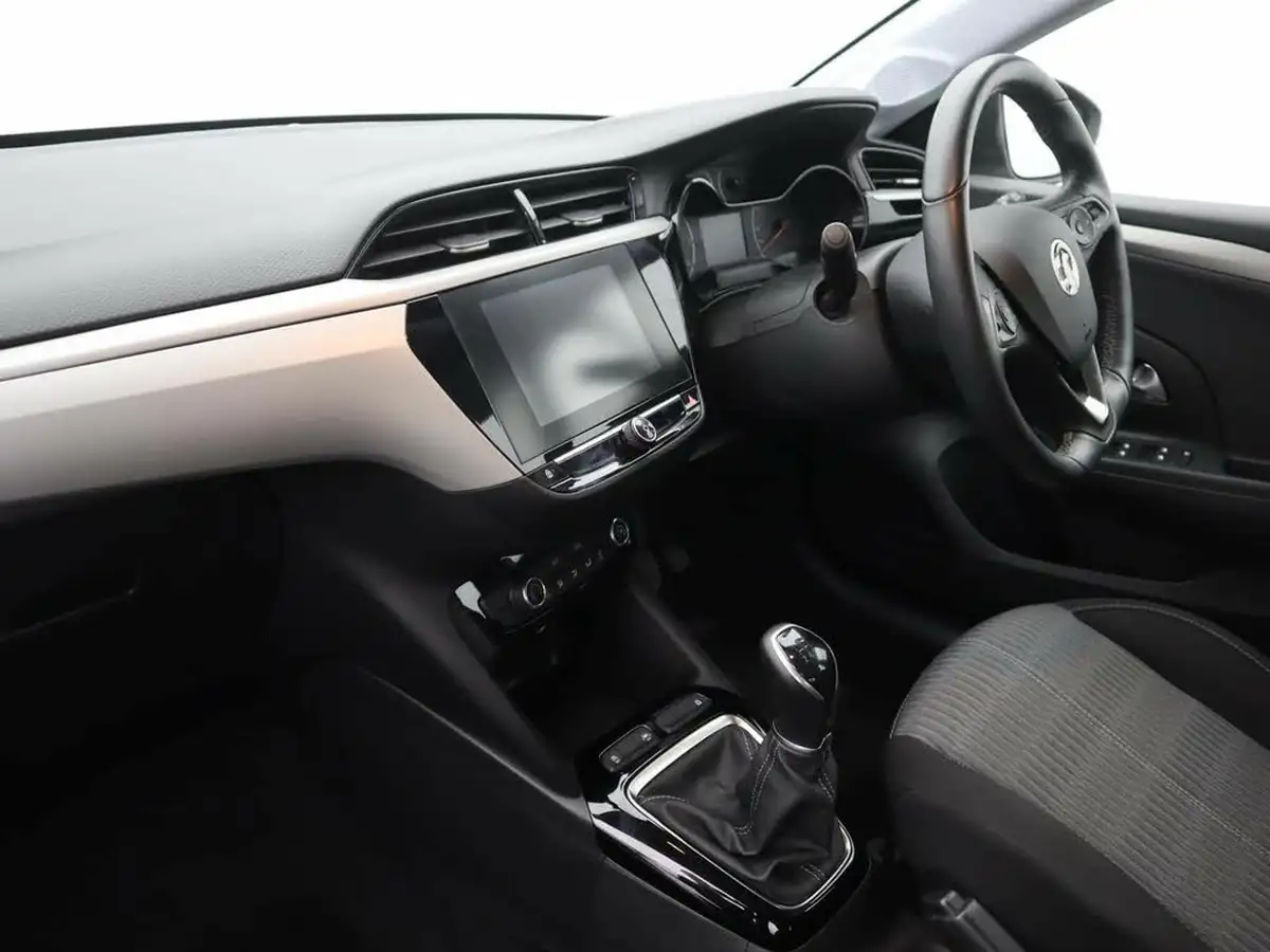 2022-vauxhall-corsa-12i-se-edition-big-8