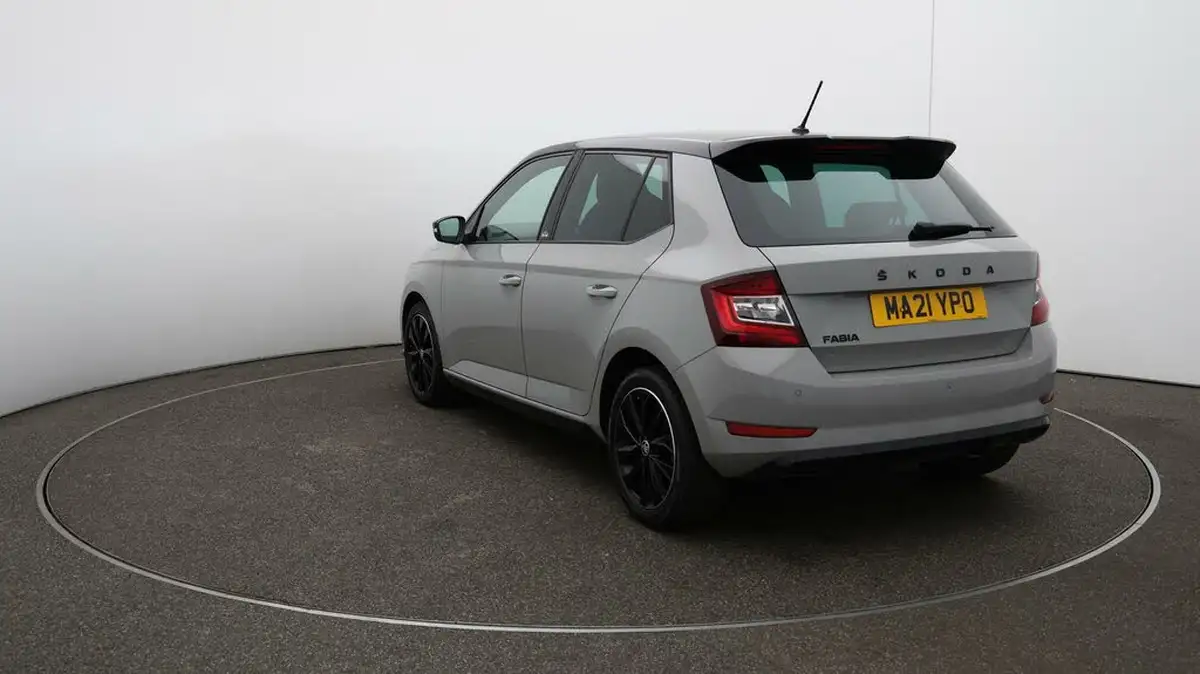 2021-skoda-fabia-10-tsi-monte-carlo-95ps-hatchback-dsg-big-54