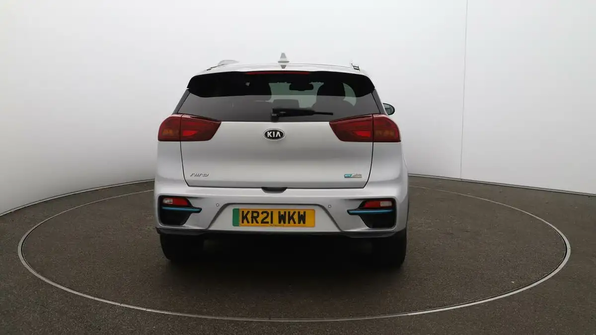 2021-kia-e-niro-ev-4-big-50