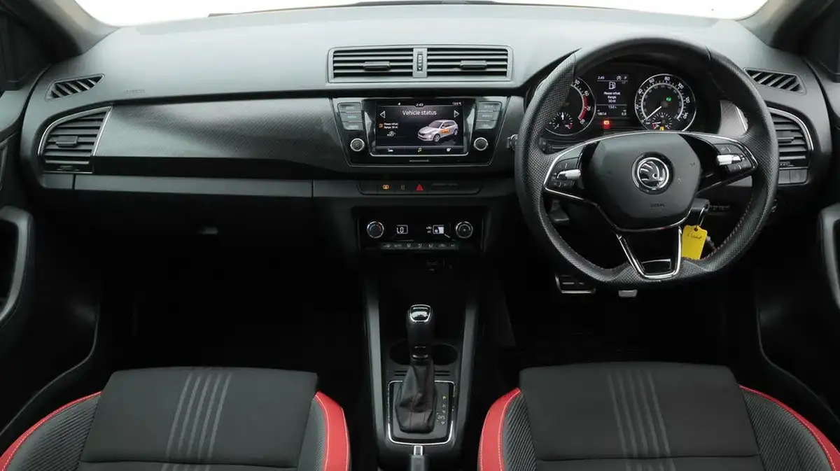 2021-skoda-fabia-10-tsi-monte-carlo-95ps-hatchback-dsg-big-13