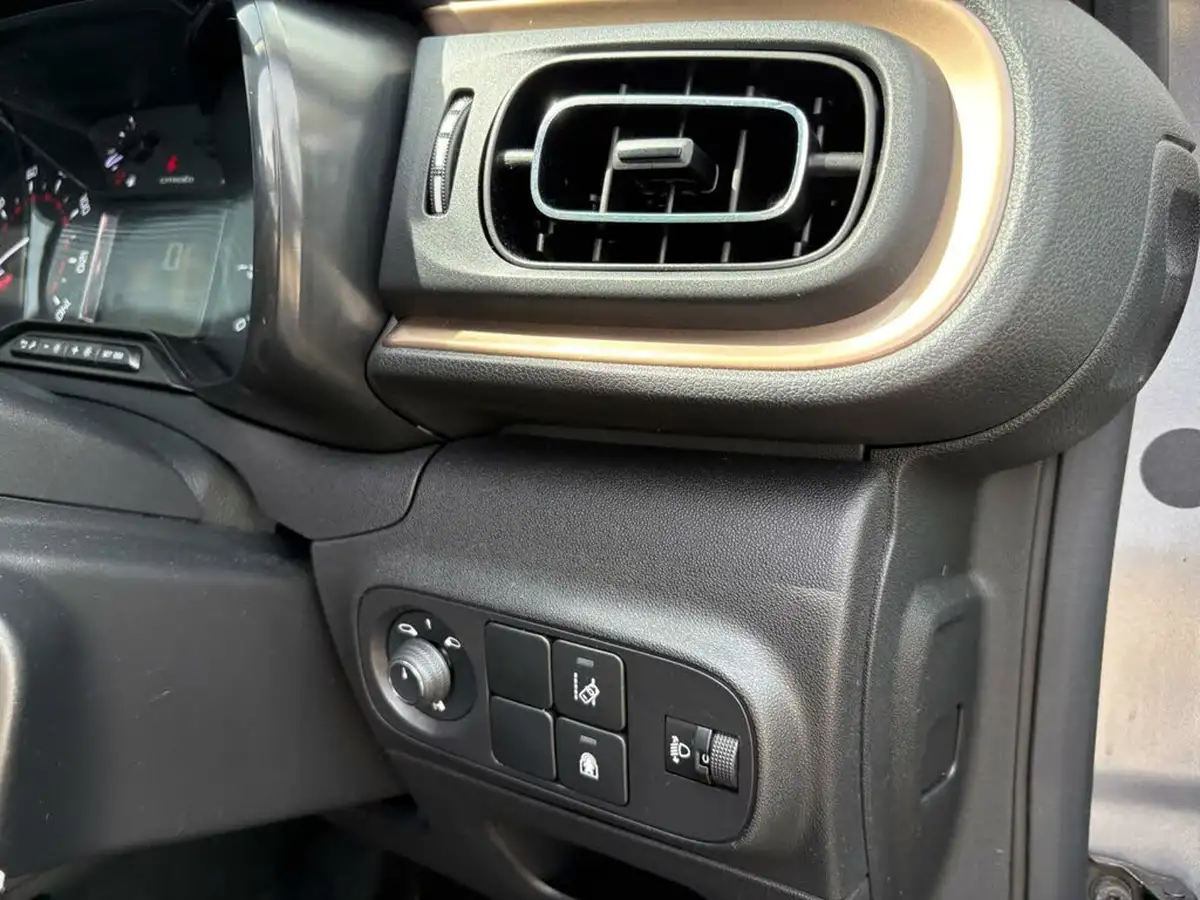 2019-citroen-c3-12-puretech-origins-82ps-big-18