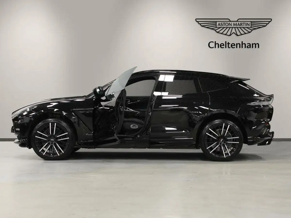 2024-aston-martin-dbx-40-v8-big-27