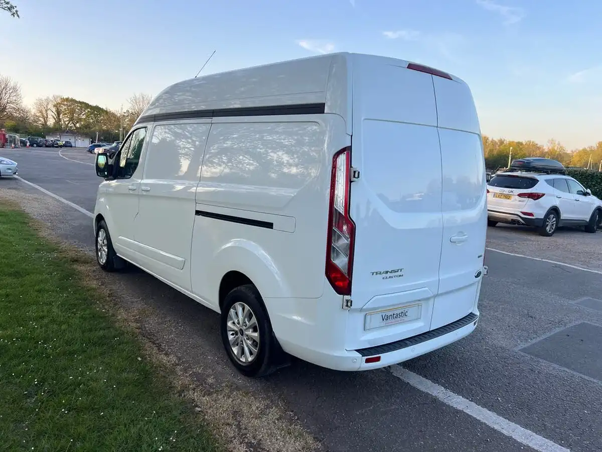 2018-ford-transit-custom-20tdci-300-l2h2-limited-130pseu6-big-12