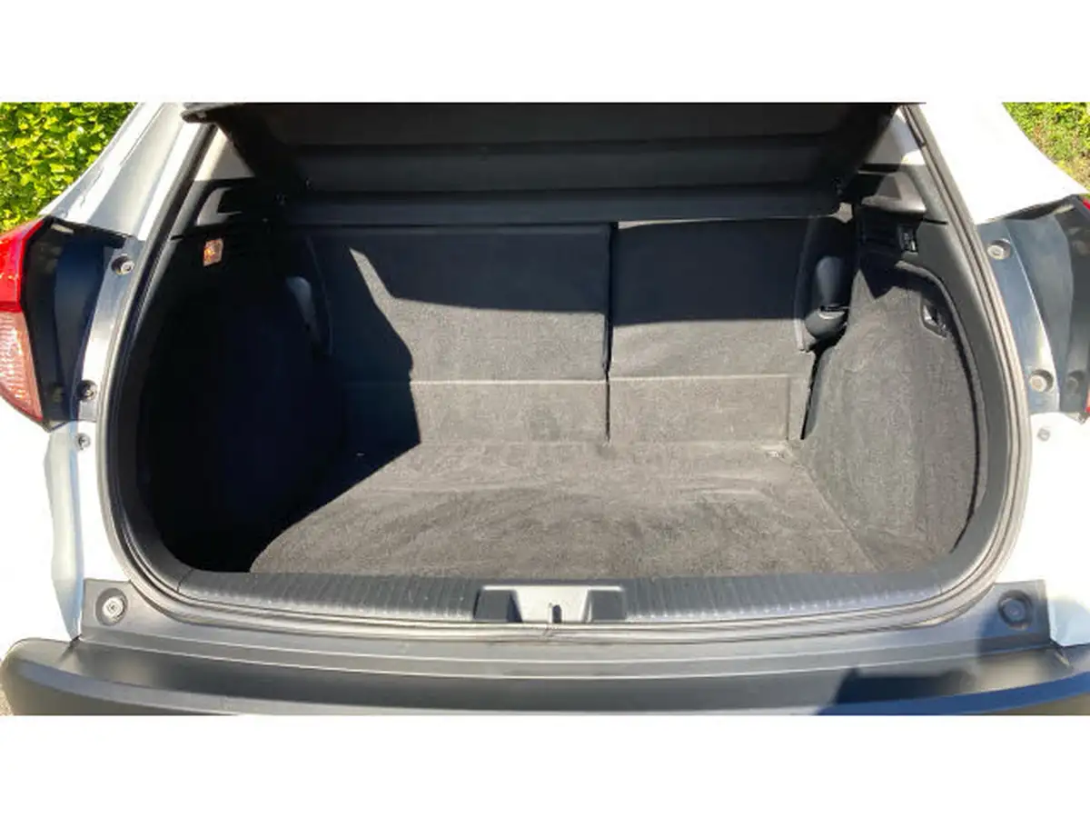 2015-honda-hr-v-15-i-vtec-se-big-3