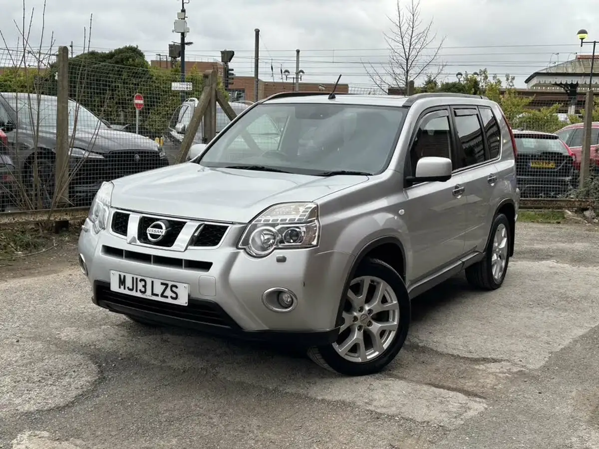 2013-nissan-x-trail-20td-tekna-150ps-auto-big-0