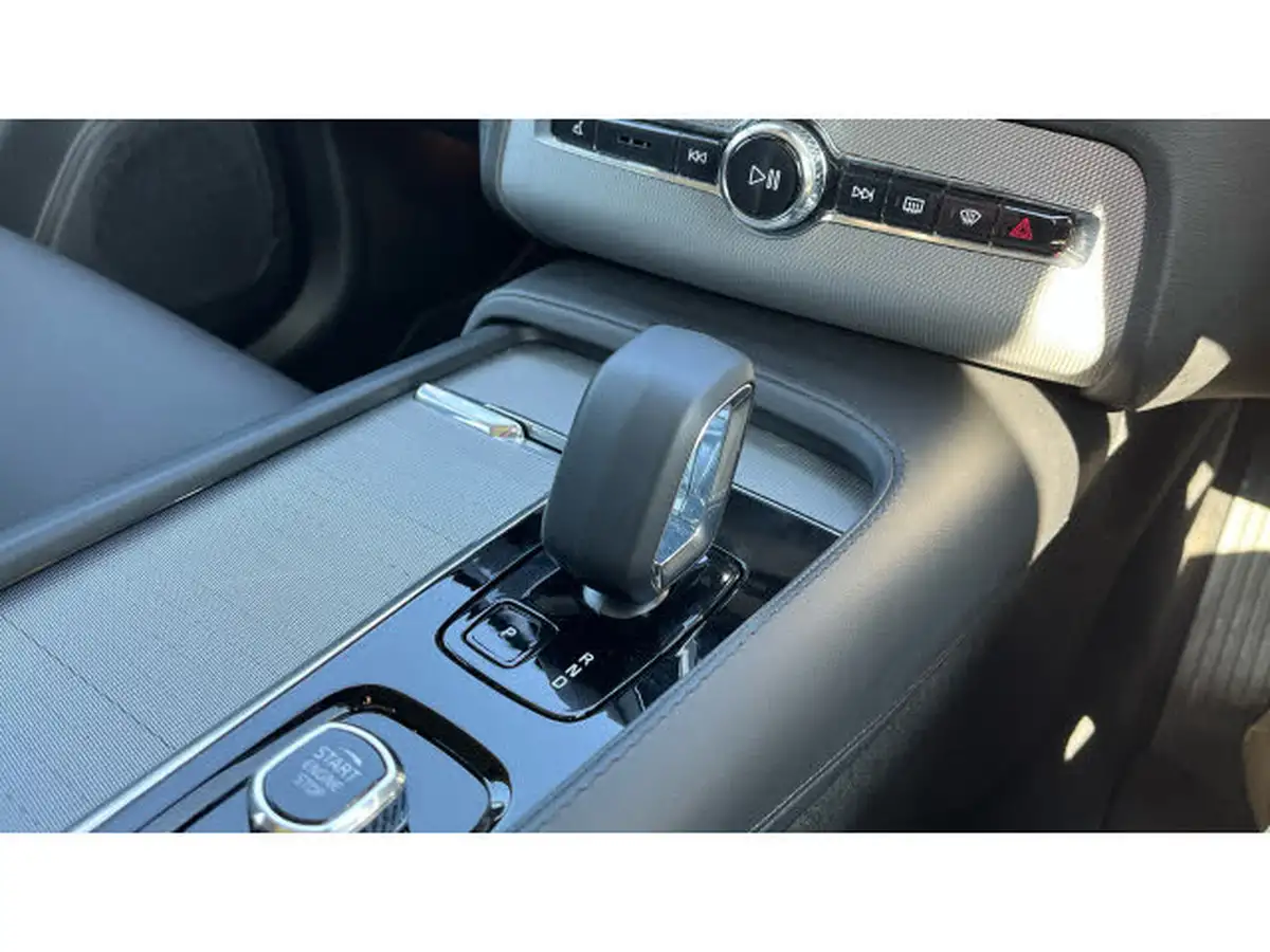 2024-volvo-xc90-20-b5-plus-big-13