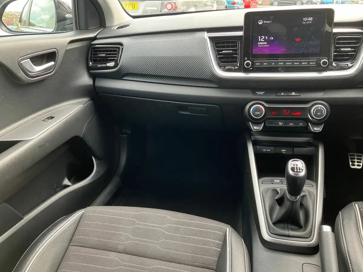 2022-kia-stonic-10-t-gdi-gt-line-118bhp-48v-big-16