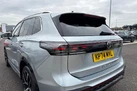 2024-volkswagen-tiguan-15-etsi-r-line-small-15