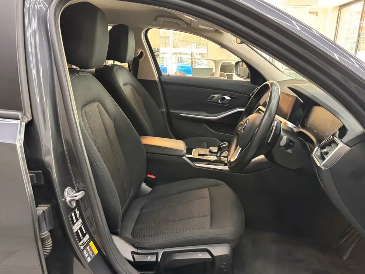 2022-bmw-3-series-20-330e-se-pro-touring-5d-big-20