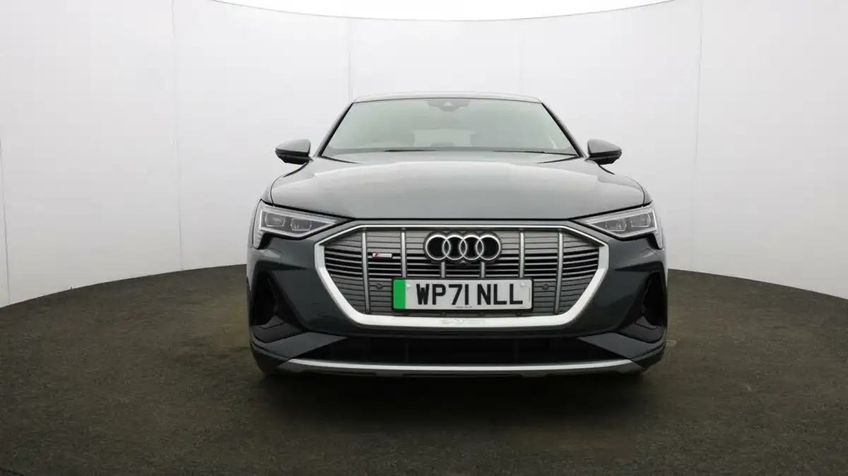 2021-audi-e-tron-50e-s-line-station-wagon-big-1