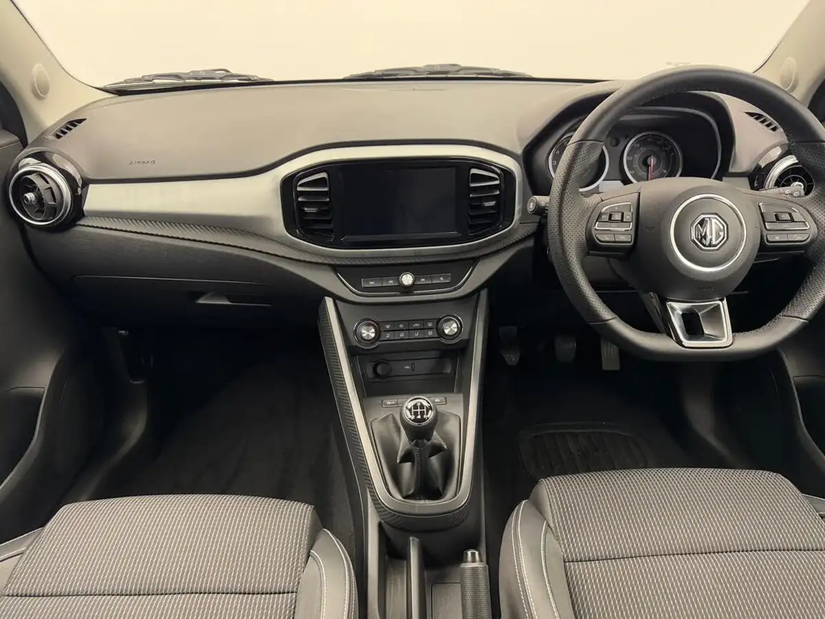 2023-mg-mg3-15-vti-tech-exclusive-nav-big-10