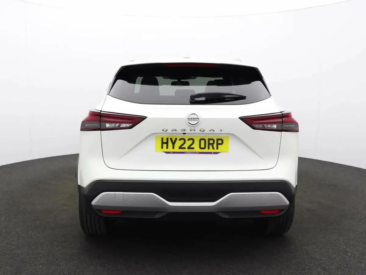 2022-nissan-qashqai-13-dig-t-tekna-158ps-xtronic-big-2