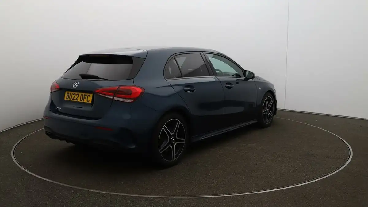 2022-mercedes-benz-a-class-13-a200-amg-line-executive-edition-hatchback-5d-7g-dct-big-7