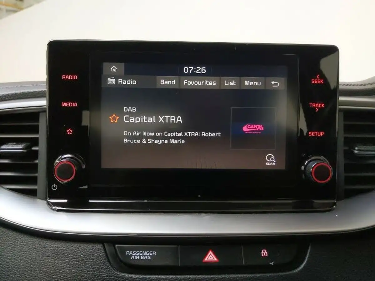 2020-kia-xceed-10-t-gdi-2-big-16