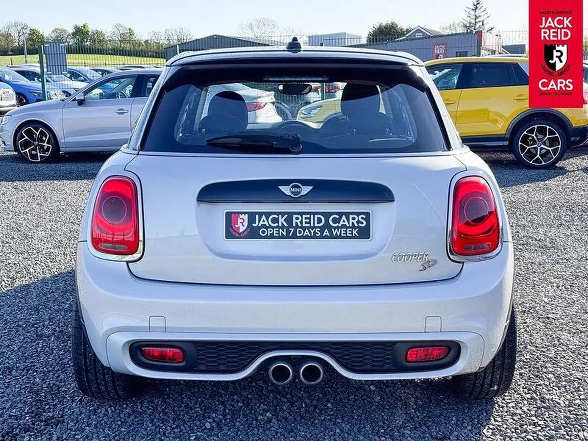 2017-mini-cooper-20td-cooper-sd-ss-5d-big-2