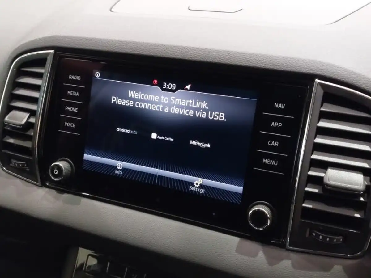 2020-skoda-karoq-16tdi-se-drive-dsg-big-12